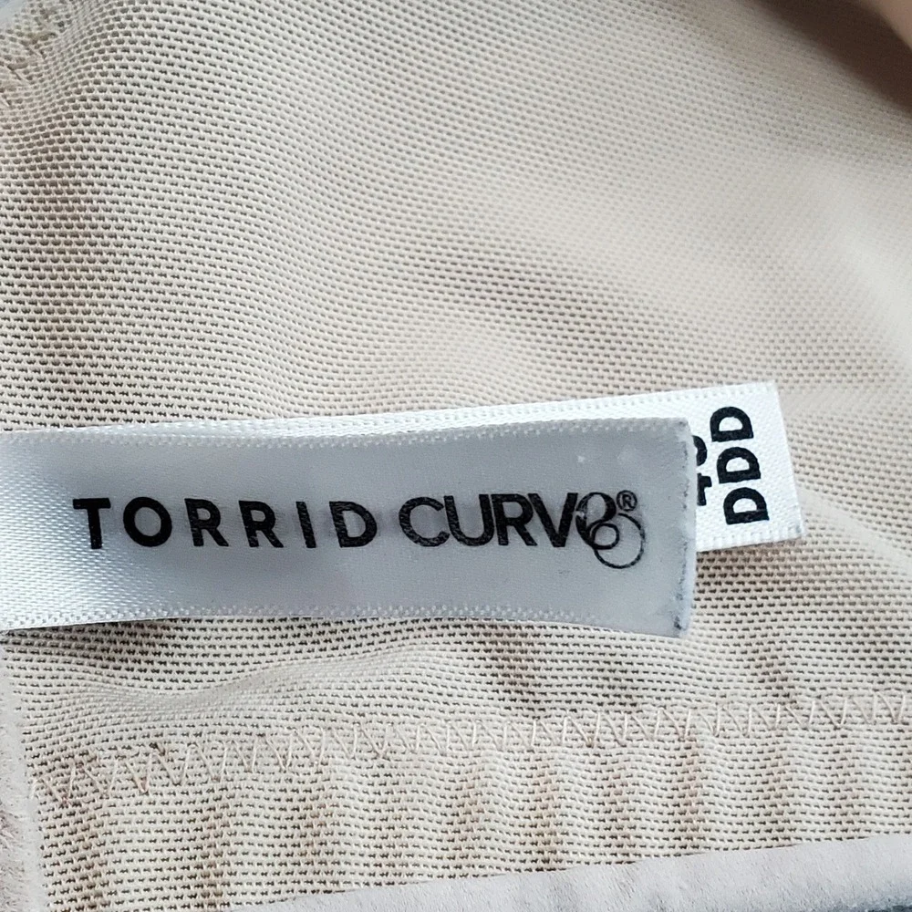 Torrid Curve Women Bra 40DDD Beige Lightly Lined Adjustable Straps READ